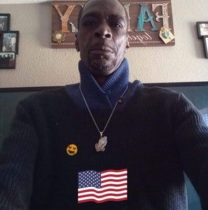 Meet your Posher, Roy